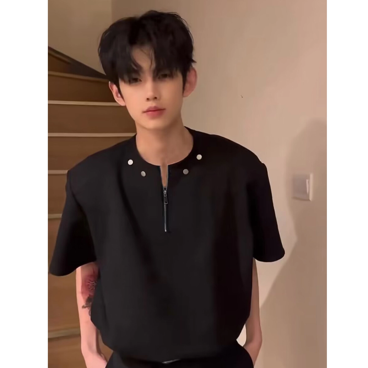 PAINT STAIN T
