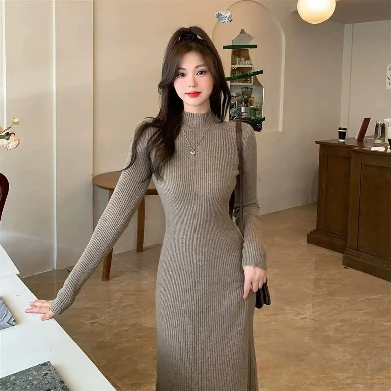 俞兆林 打底针织过膝显瘦配搭配半高领裙子简约舒适优雅气质长袖连衣裙 女款