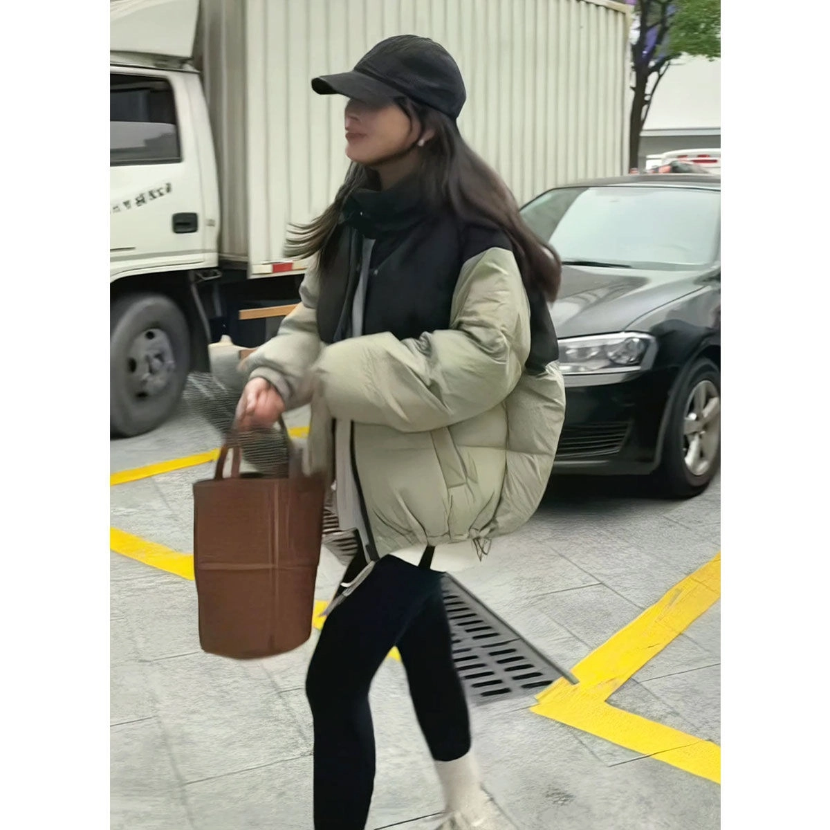 俞兆林 短款学生宽松外套简约舒适休闲保暖拼接温柔小清新棉服 女款