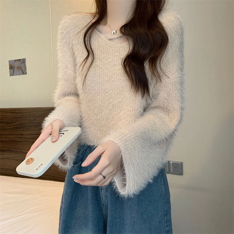 俞兆林 舒适时尚慵懒风设计感软糯套头百搭简约针织衫 女款