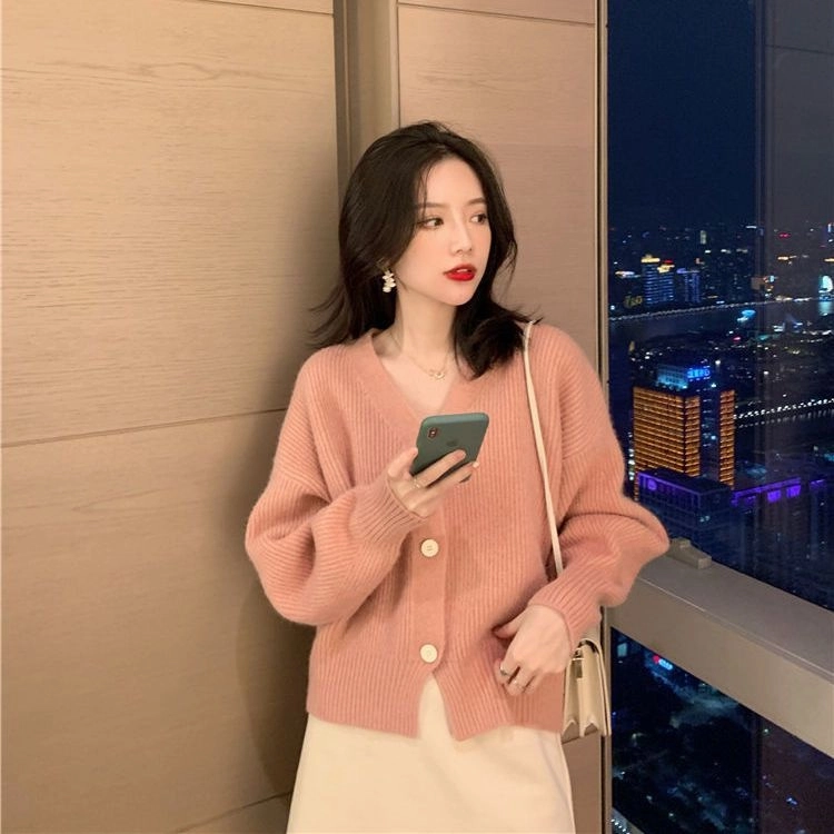 俞兆林 纯色简约舒适百搭质感短款韩版风格休闲针织衫 女款