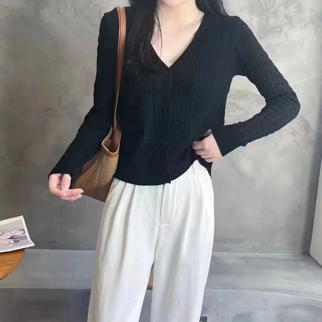 v