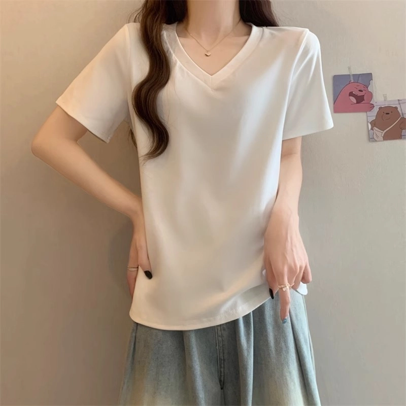 AWAO VLogo T