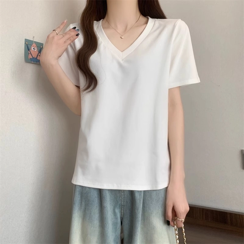 AWAO VLogo T