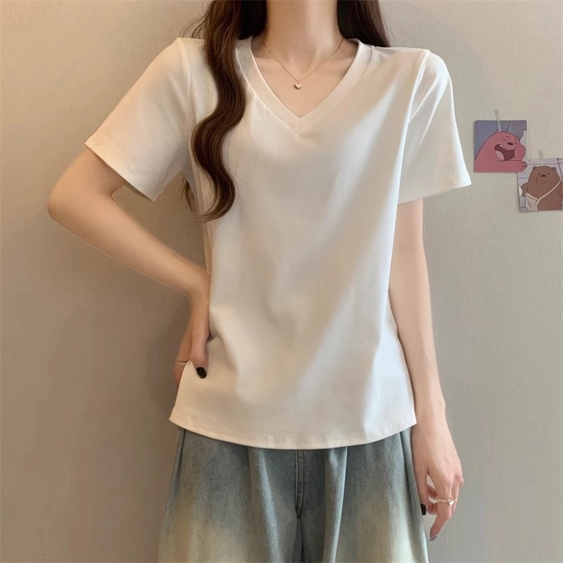 AWAO VLogo T