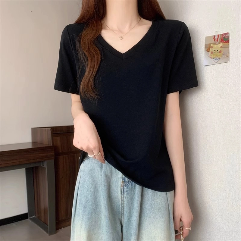 AWAO VLogo T