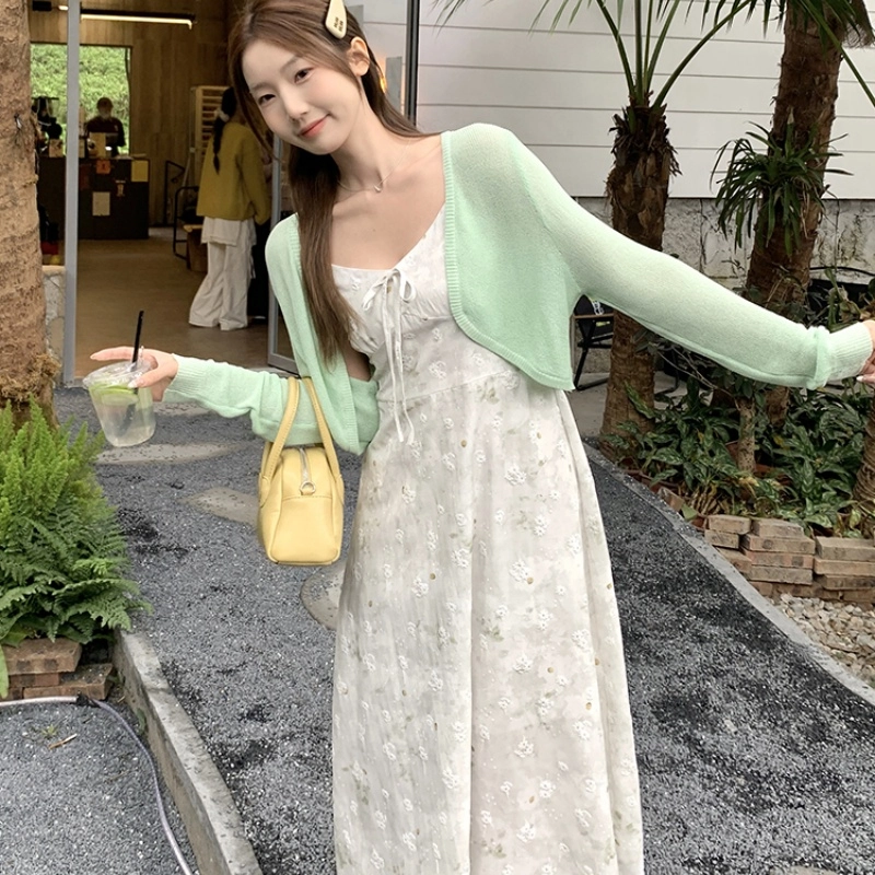 纤丝鸟 法式碎花甜美小清新设计别致百搭时尚外搭吊带连衣裙裙装套装 女款
