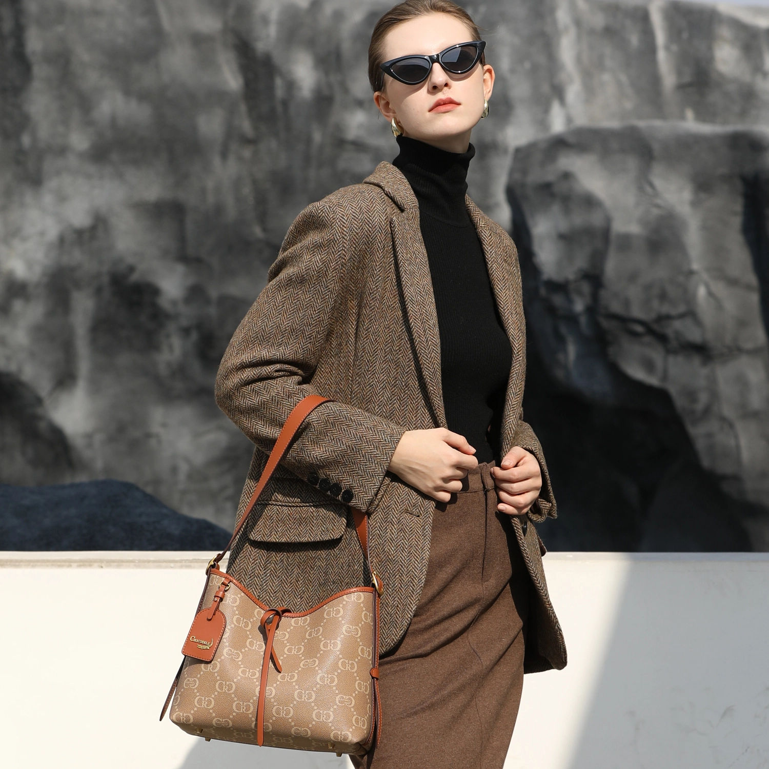Crocodile logo PVC Tote