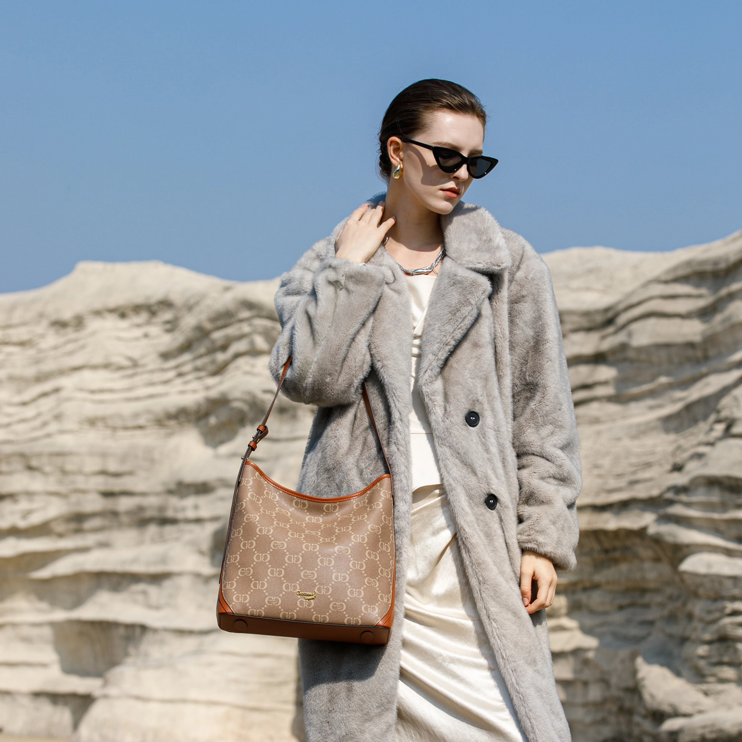 Crocodile Tote PVC