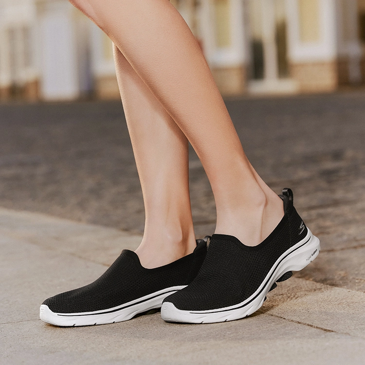 Skechers GO WALK 7