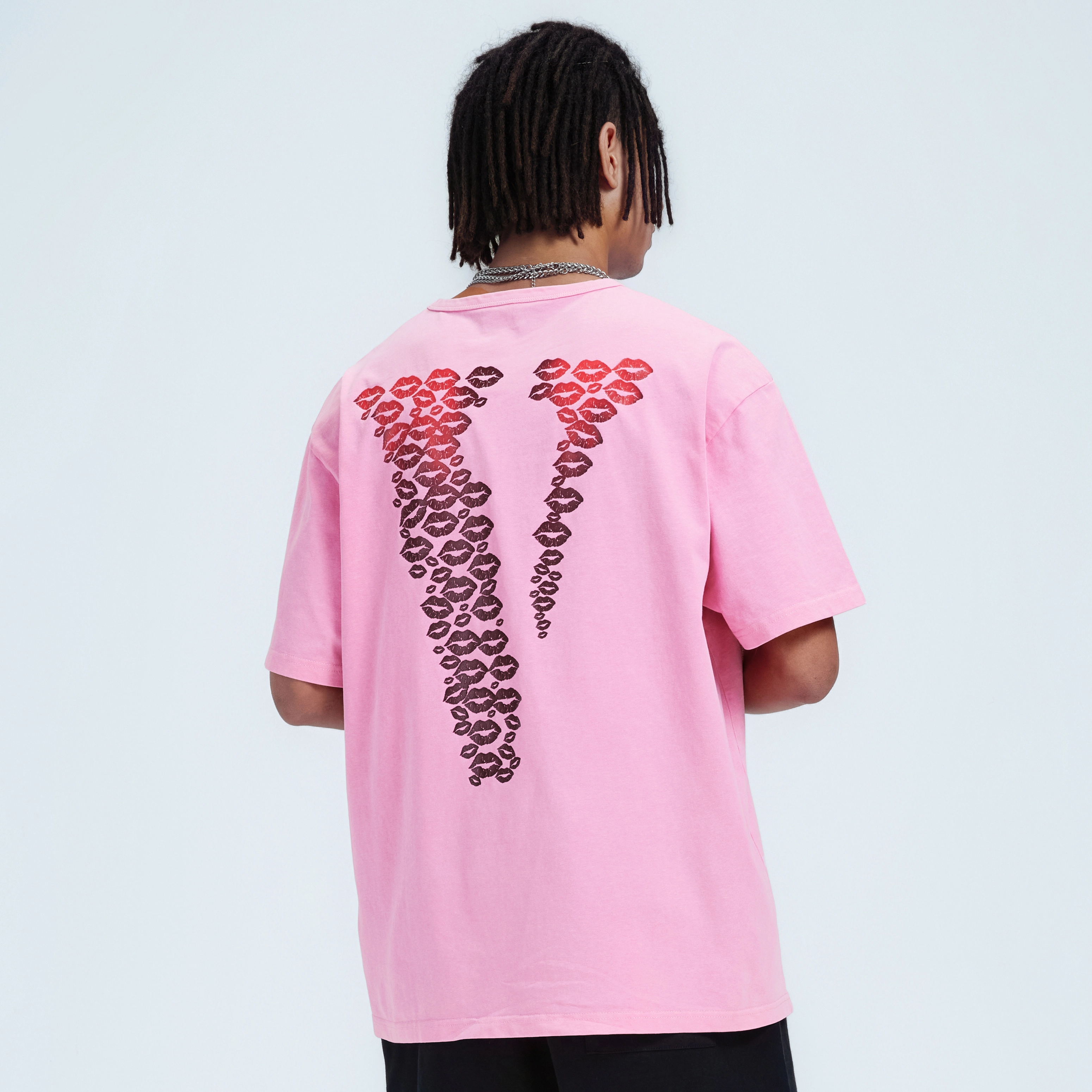 VLONE V LOGO Kiss T