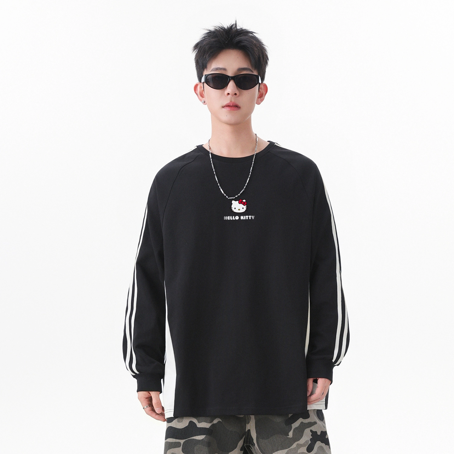 Sanrio x Hello Kitty T