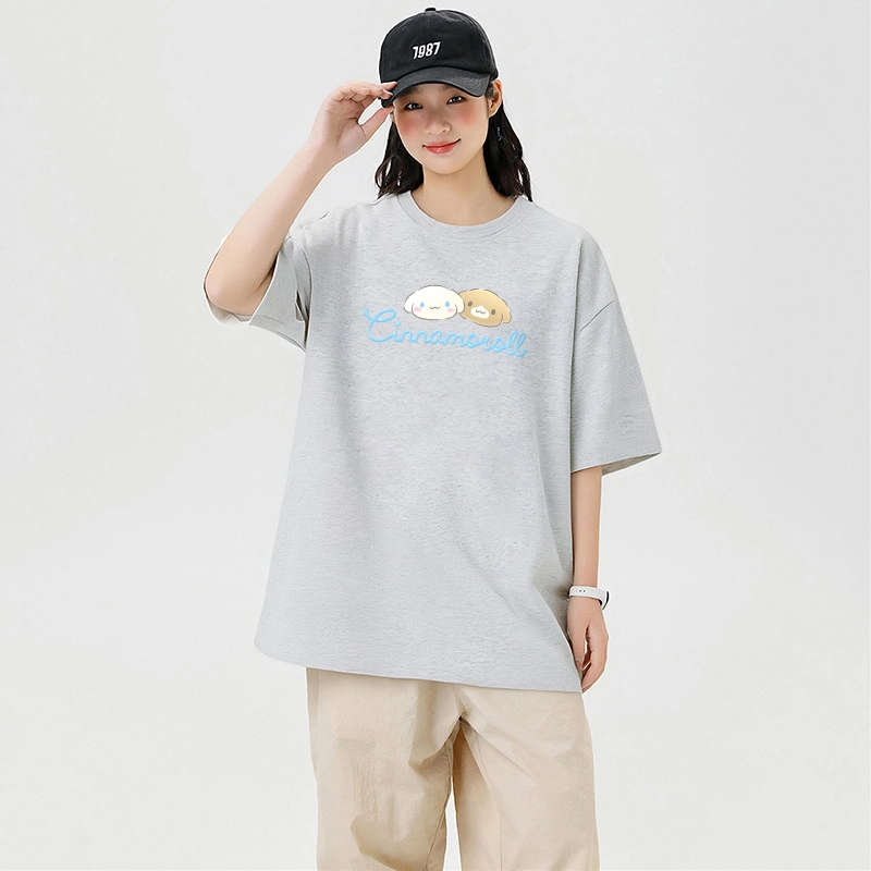 Sanrio x CINNAMOROLL T