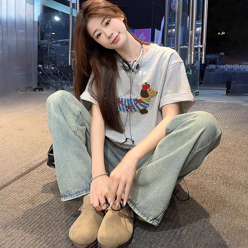 SYEEE WITH U T