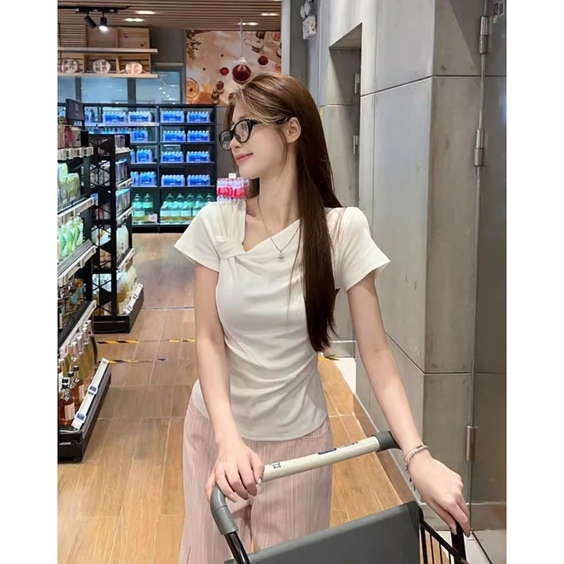 SYEEE WITH U T