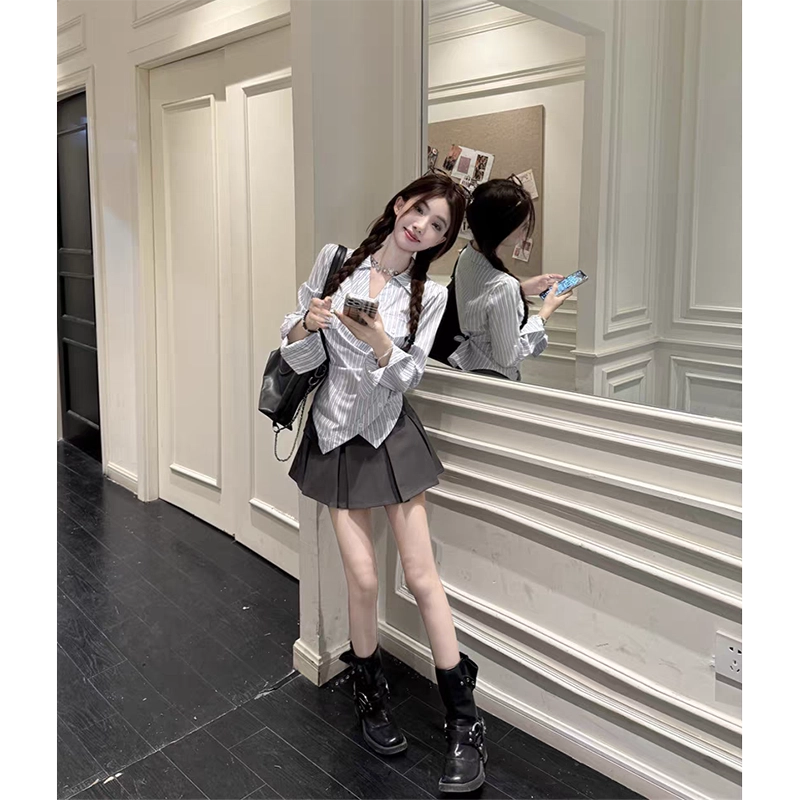 SYEEE WITH U SS25 v