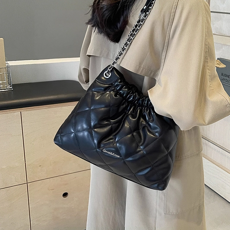 CinvaiKrose Tote