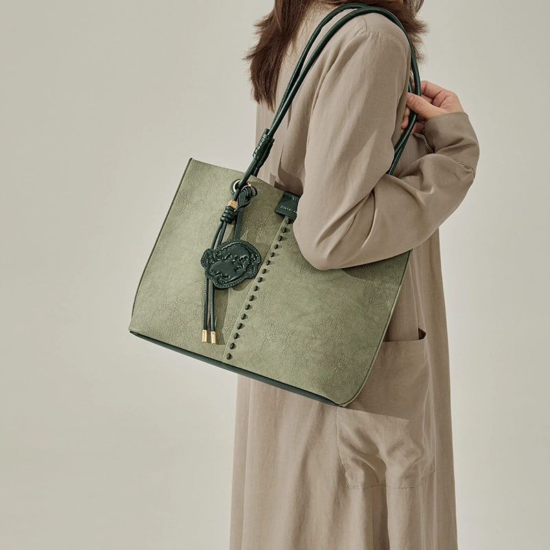 CinvaiKrose Tote