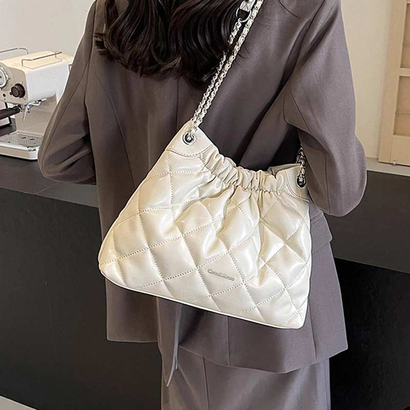 CinvaiKrose Tote