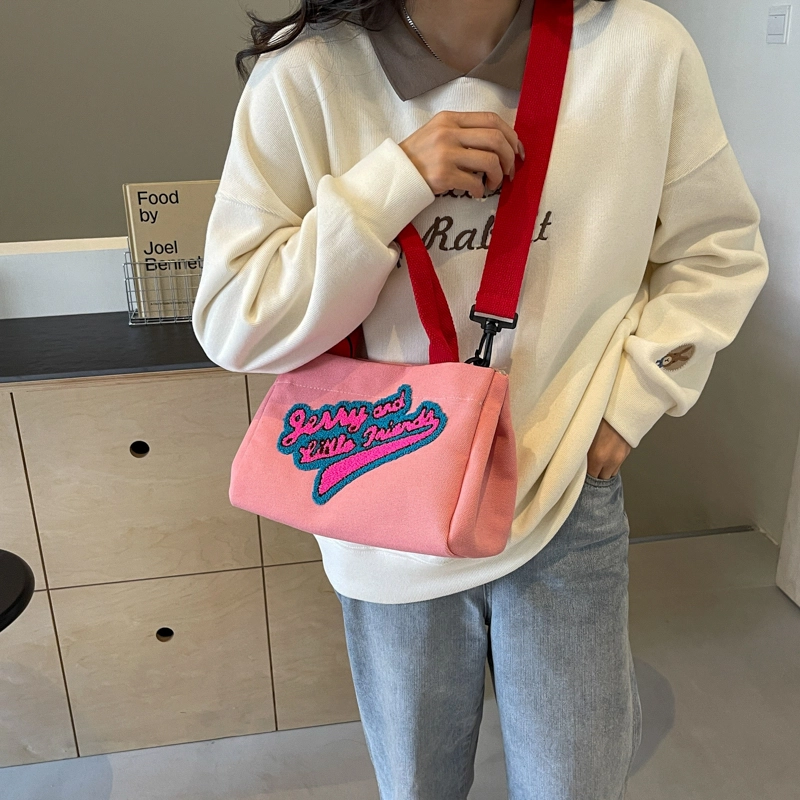 行途  春夏百搭高级质感 布 斜挎包 女款 多色