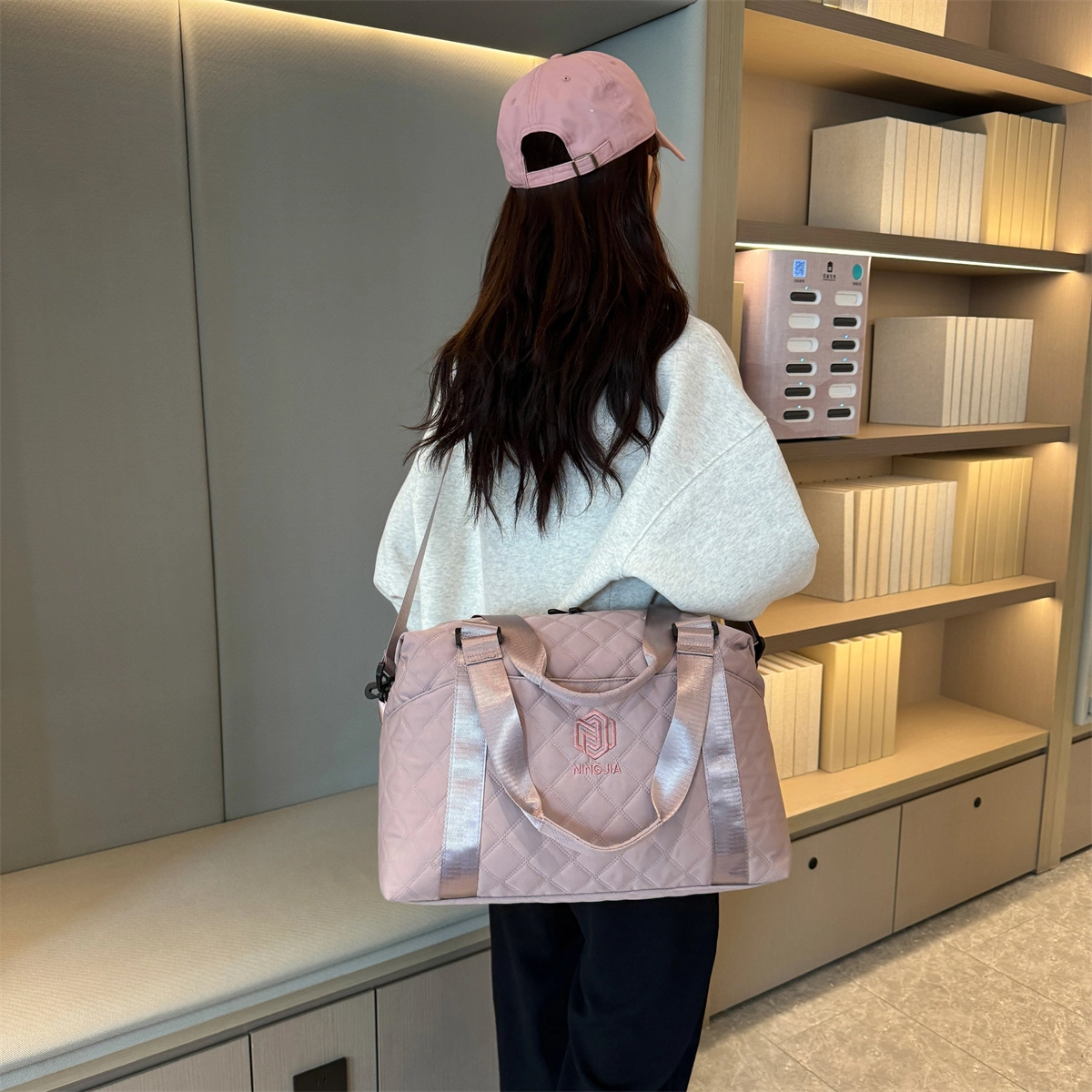 行途 大容量出差旅行袋休闲百搭单肩斜挎女包行李包外出旅行包高级感健身包