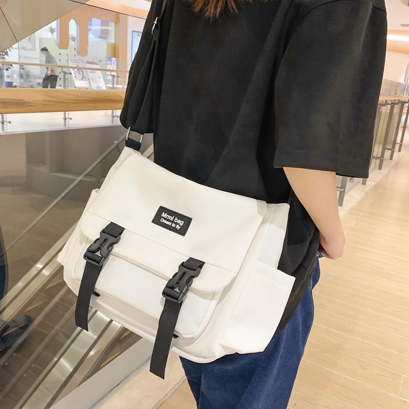 行途 日系原宿复古百搭 尼龙 斜挎包 男女同款情侣款 黑色/白色/灰色