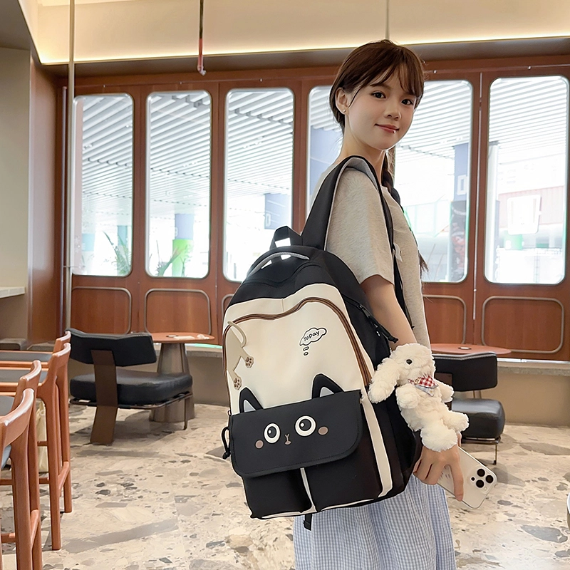 行途 可爱毛绒个性简约休闲 尼龙 双肩包 常规 女款 多色