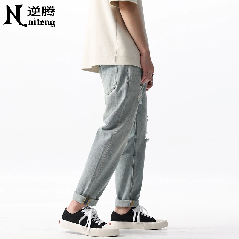 逆腾 潮牌破洞浅色锥形九分牛仔裤 男款 浅蓝色