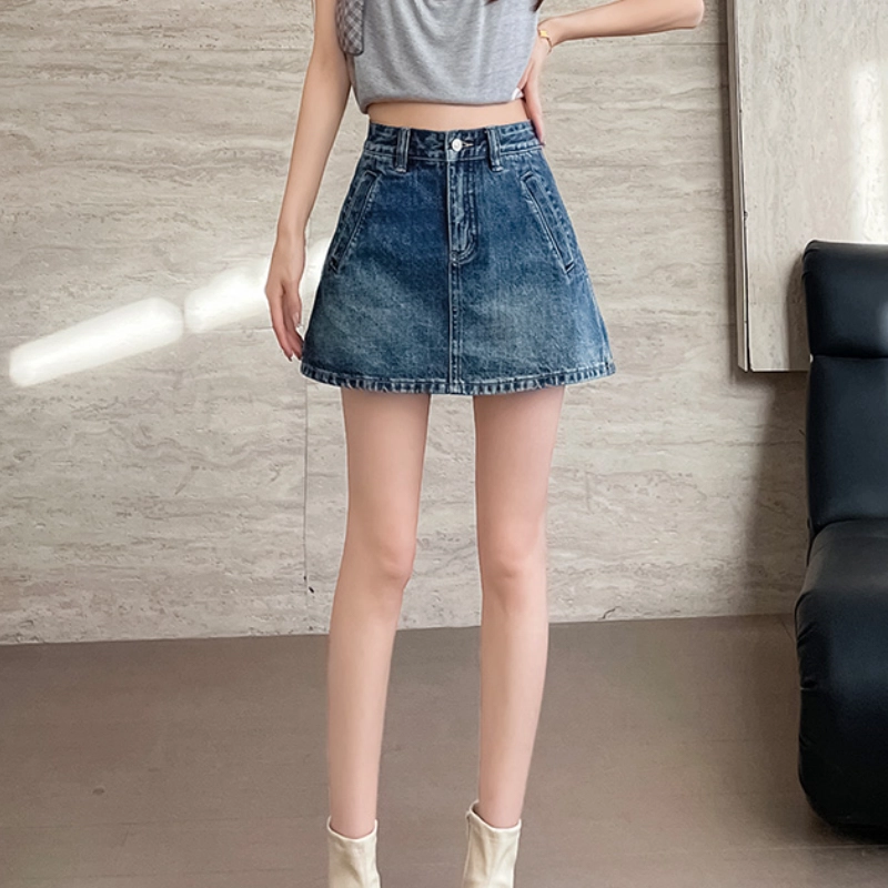 YICHEN A