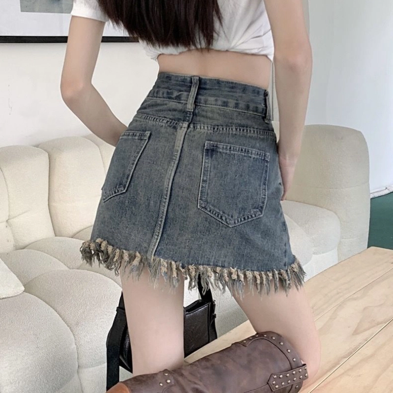 YICHEN A