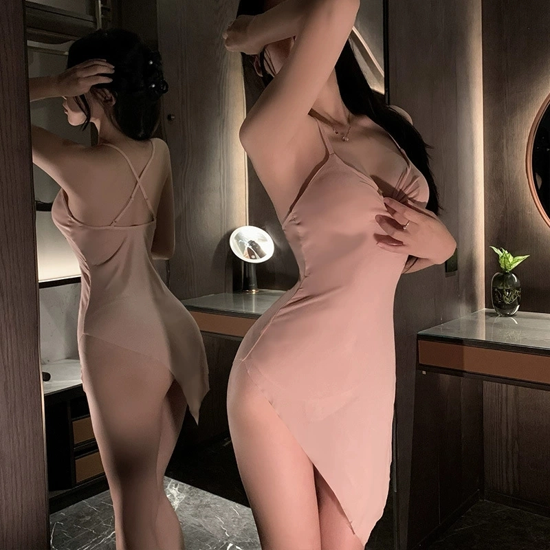 妃优怡  情趣内衣女性感制服诱惑睡衣纯欲小胸显大露背吊带裙