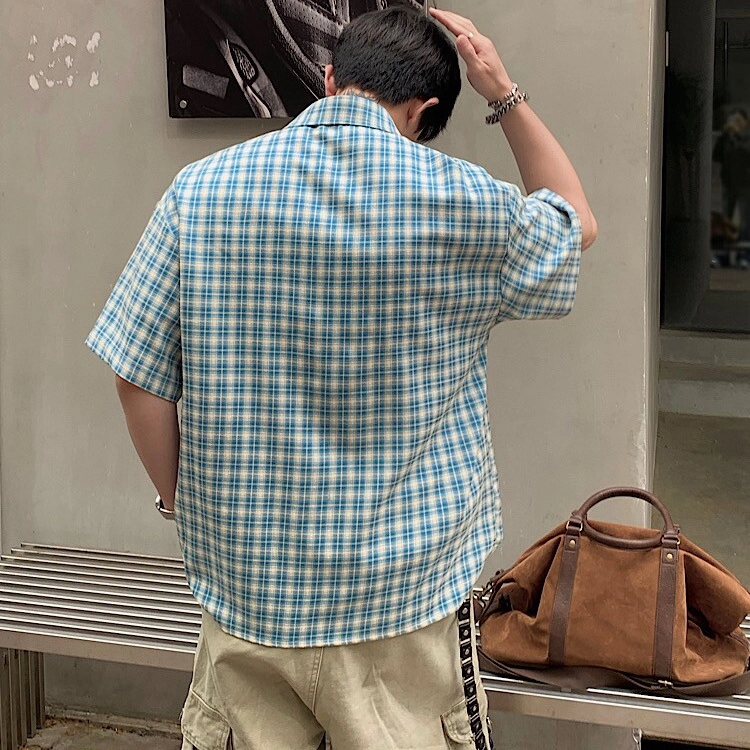 宾力克 美式复古时尚潮流翻领个性格子设计夏季薄款宽松舒适透气日常通勤酷帅短袖衬衫 男女同款