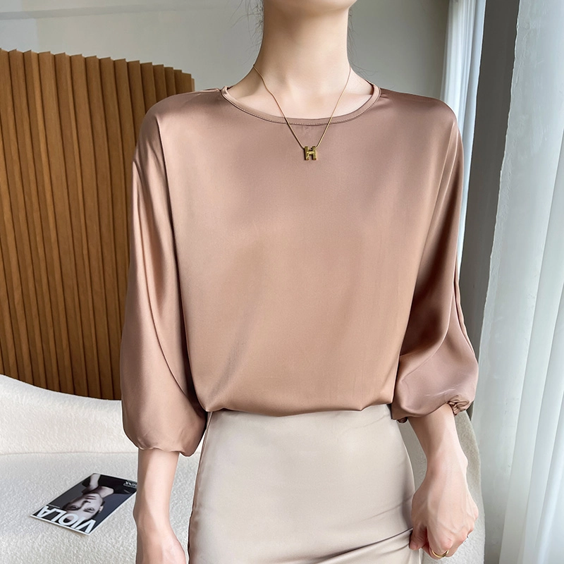 CASAMIA T