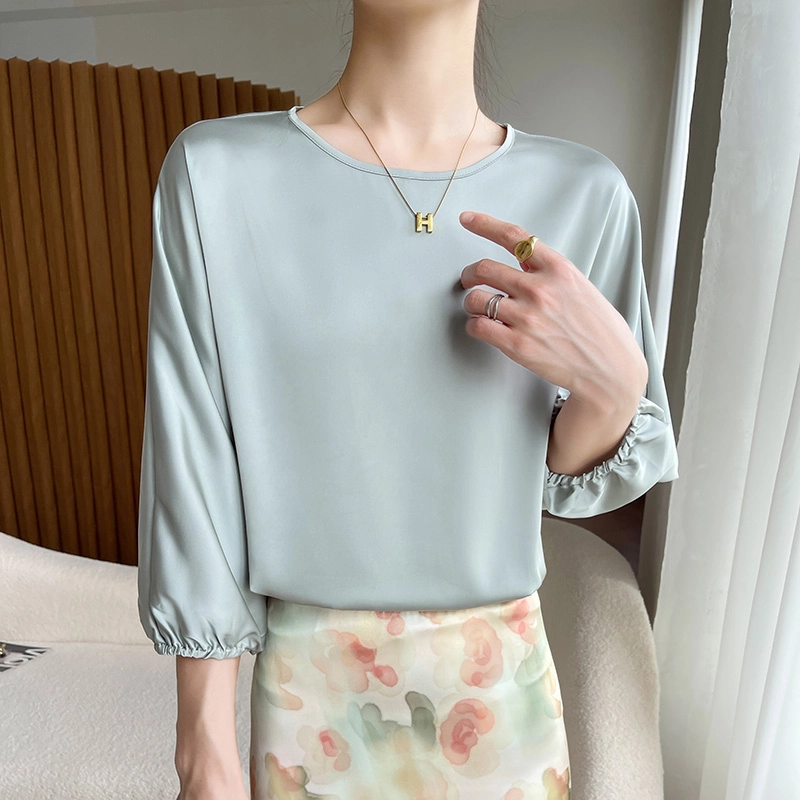 CASAMIA T