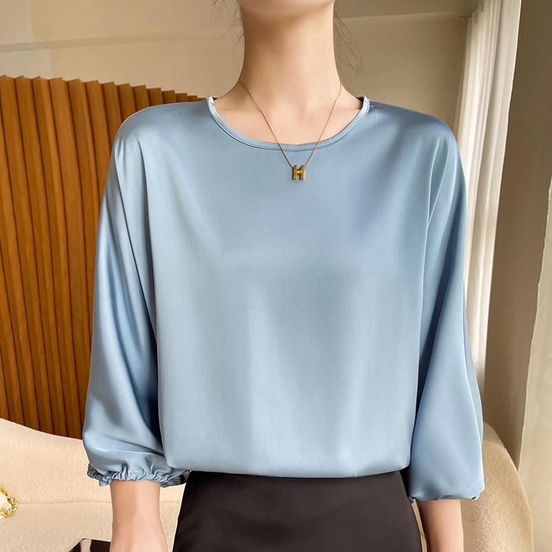 CASAMIA T