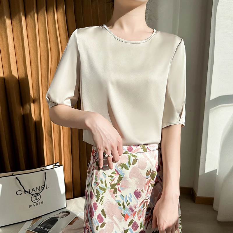 CASAMIA T