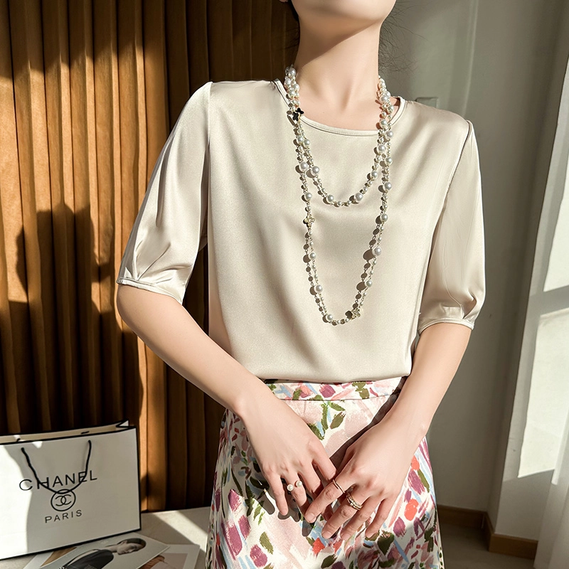 CASAMIA T