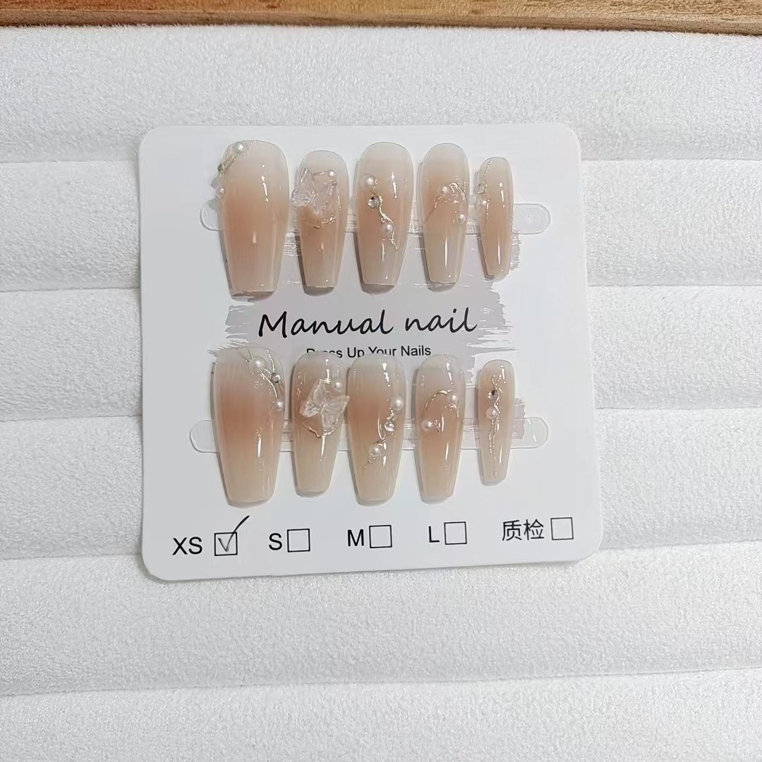 轻迎 立体蝴蝶纯手工温柔轻奢  穿戴甲 中梯裸色腮红晕染 纯欲