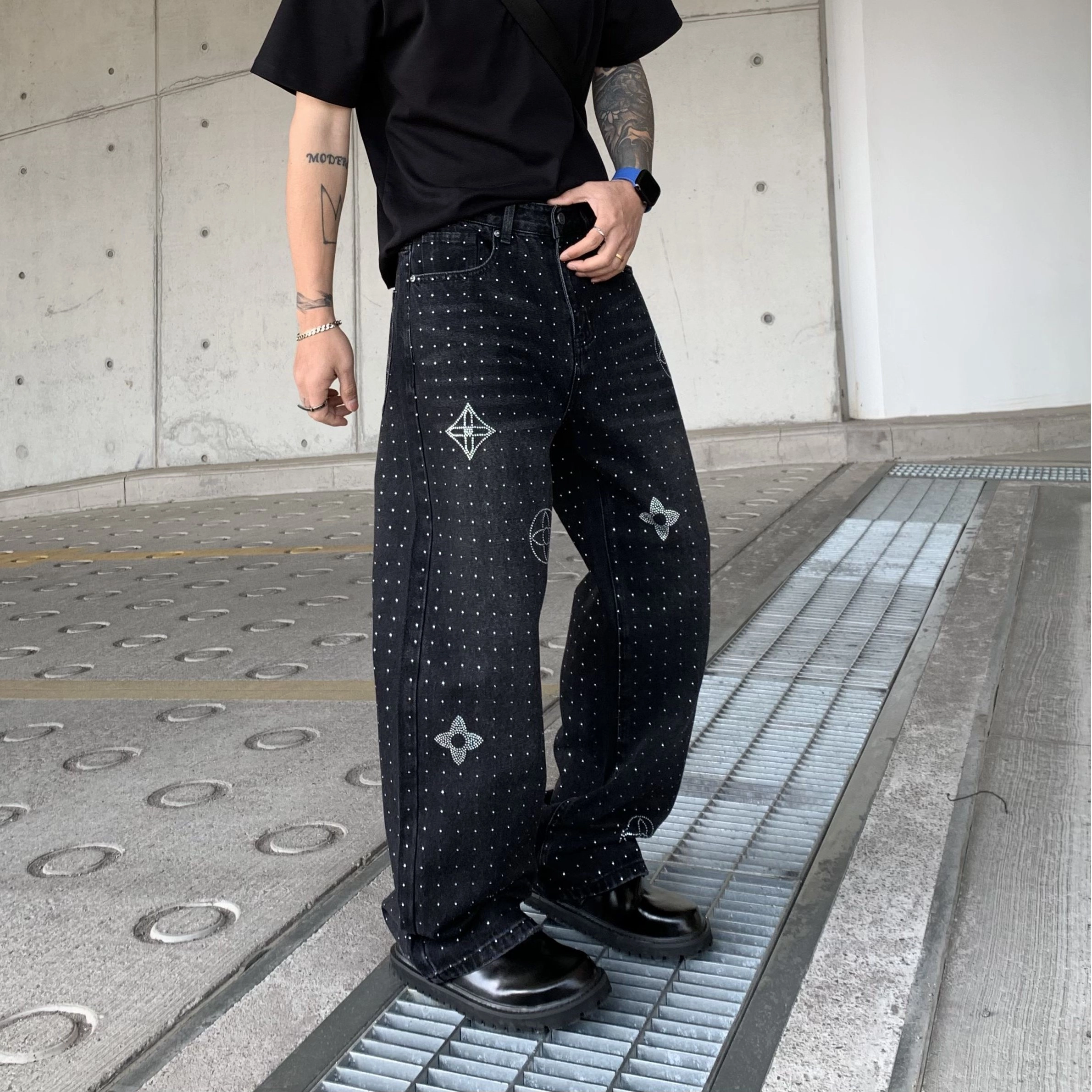 帝狼牛 美式高街风高级感满天星烫钻印花宽松直筒长裤水洗牛仔裤 男女同款