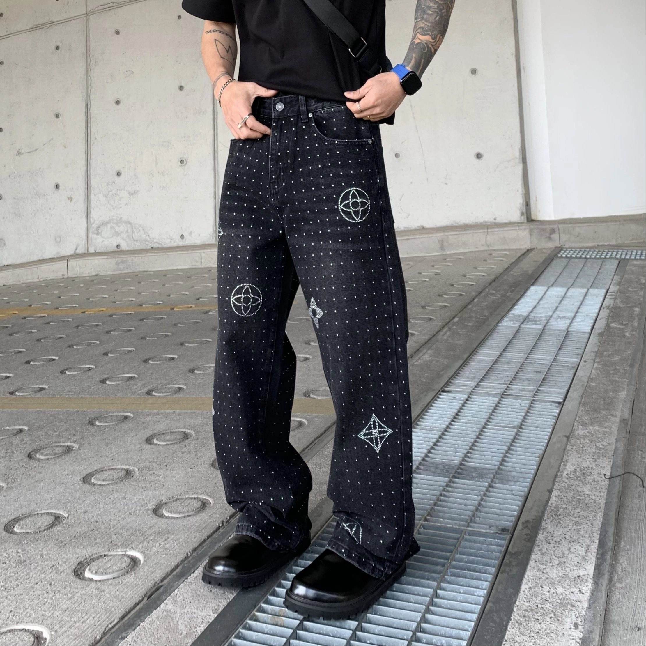 帝狼牛 美式高街风高级感满天星烫钻印花宽松直筒长裤水洗牛仔裤 男女同款