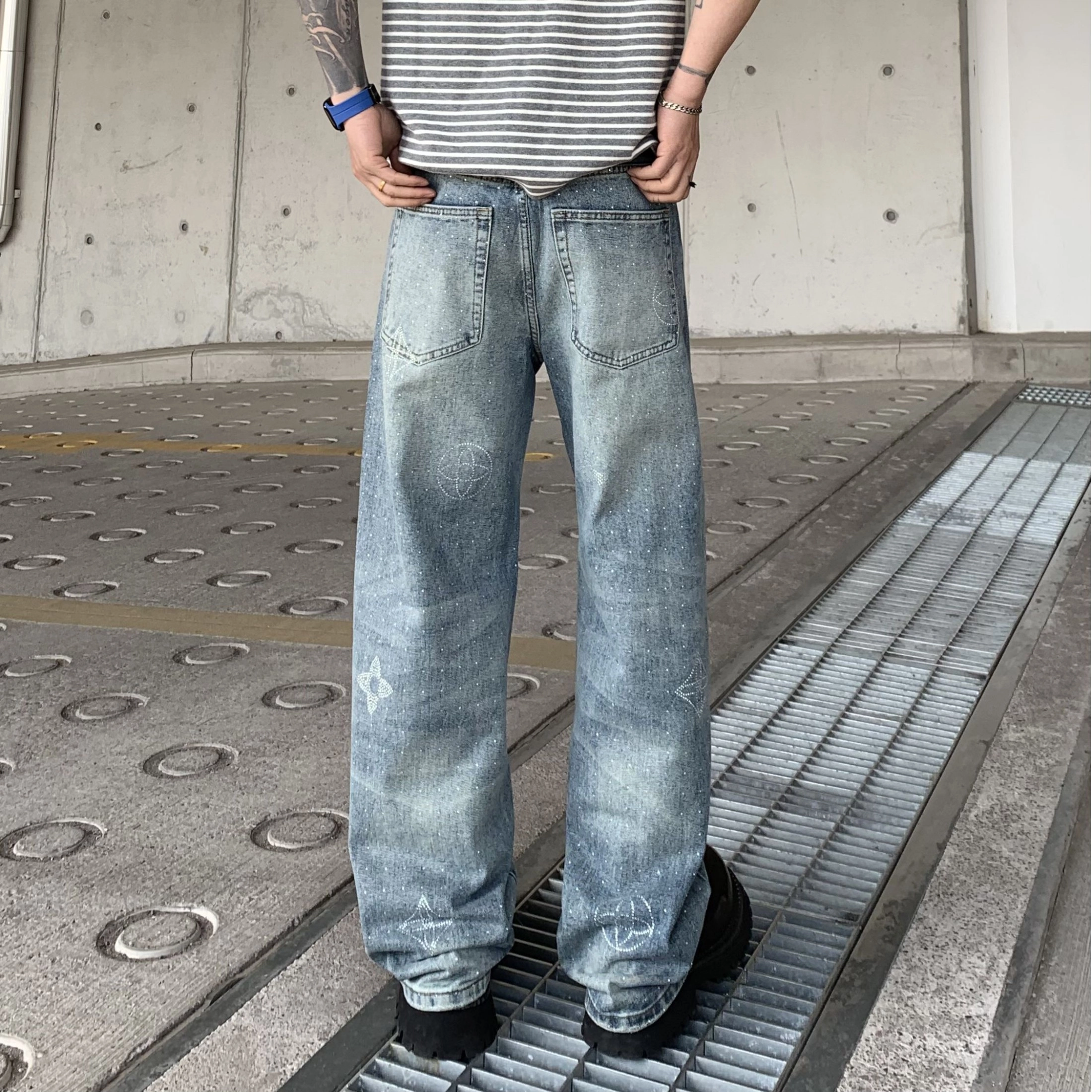 帝狼牛 美式高街风高级感满天星烫钻印花宽松直筒长裤水洗牛仔裤 男女同款