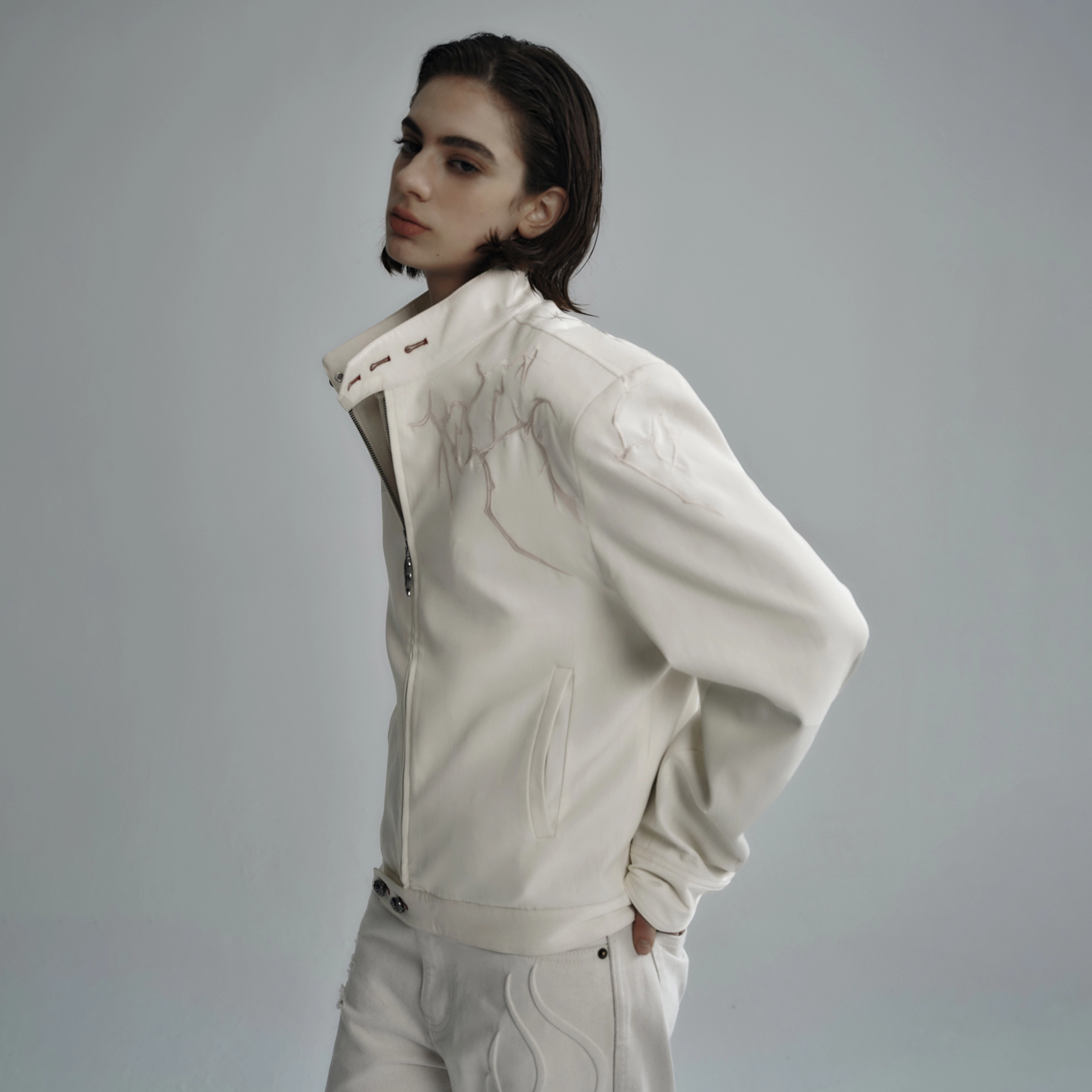 WKOOG cleanfitbomber