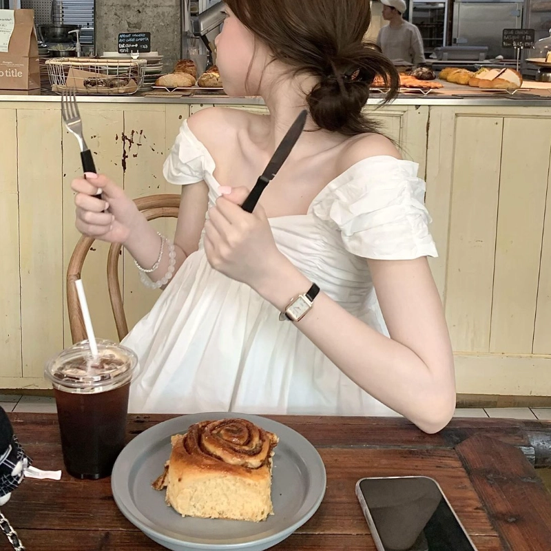 黛尔佳人 甜美清纯风蝴蝶结抹胸一字肩设计感褶皱背心 女款