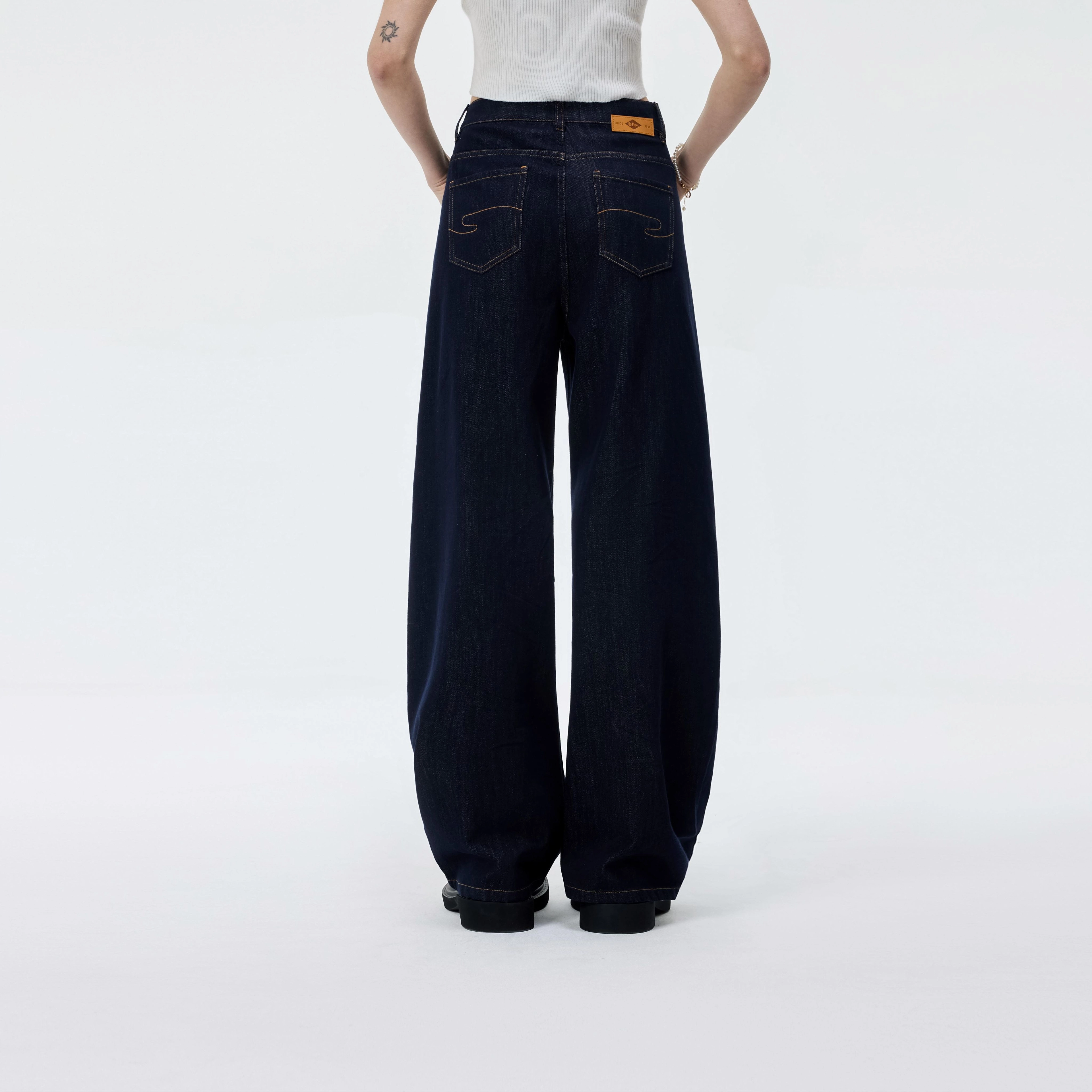 Lee Cooper
