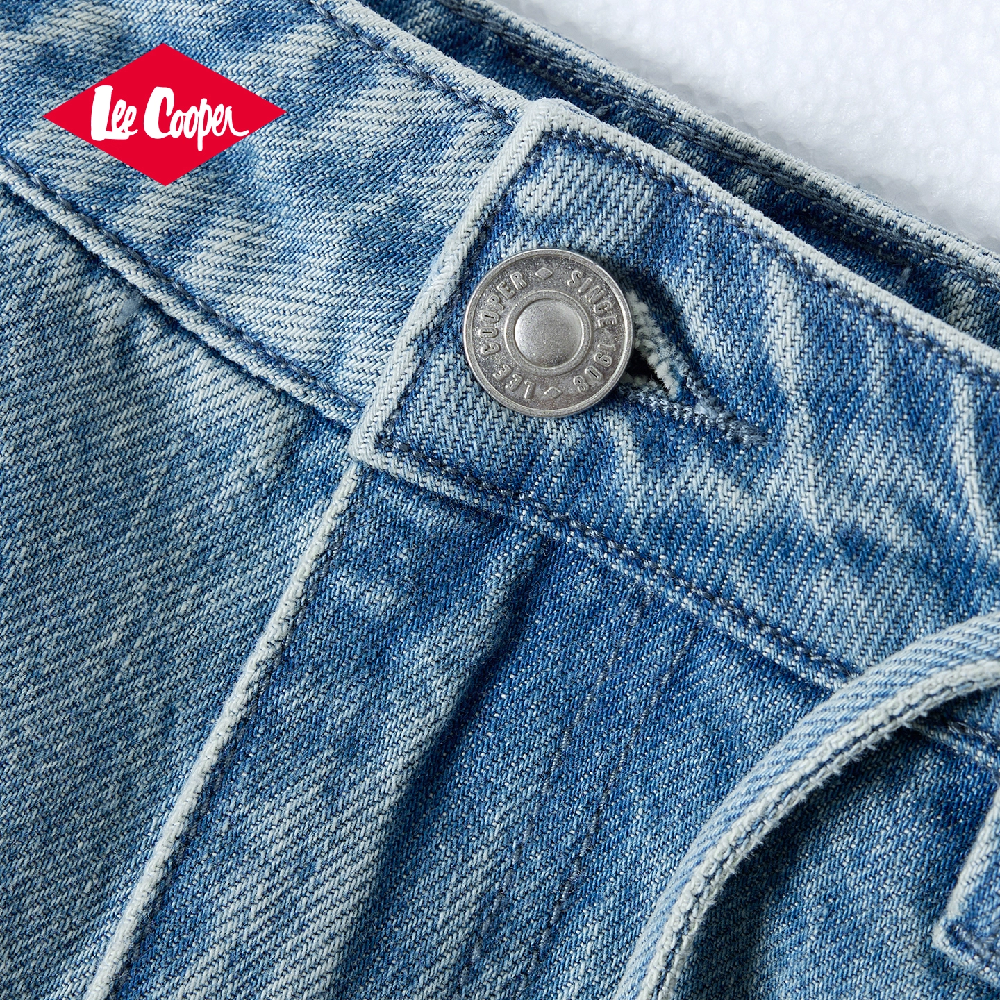 Lee Cooper A