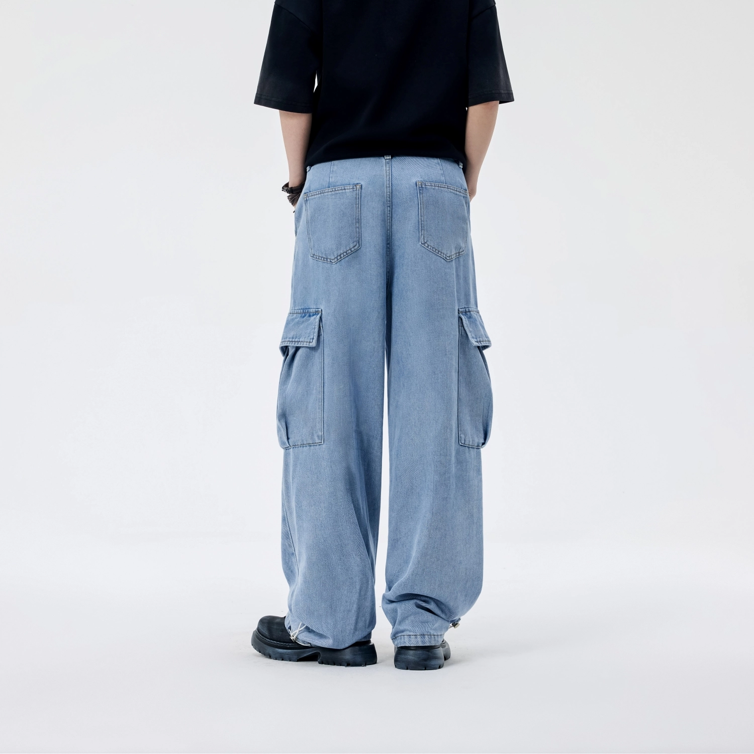 Lee Cooper