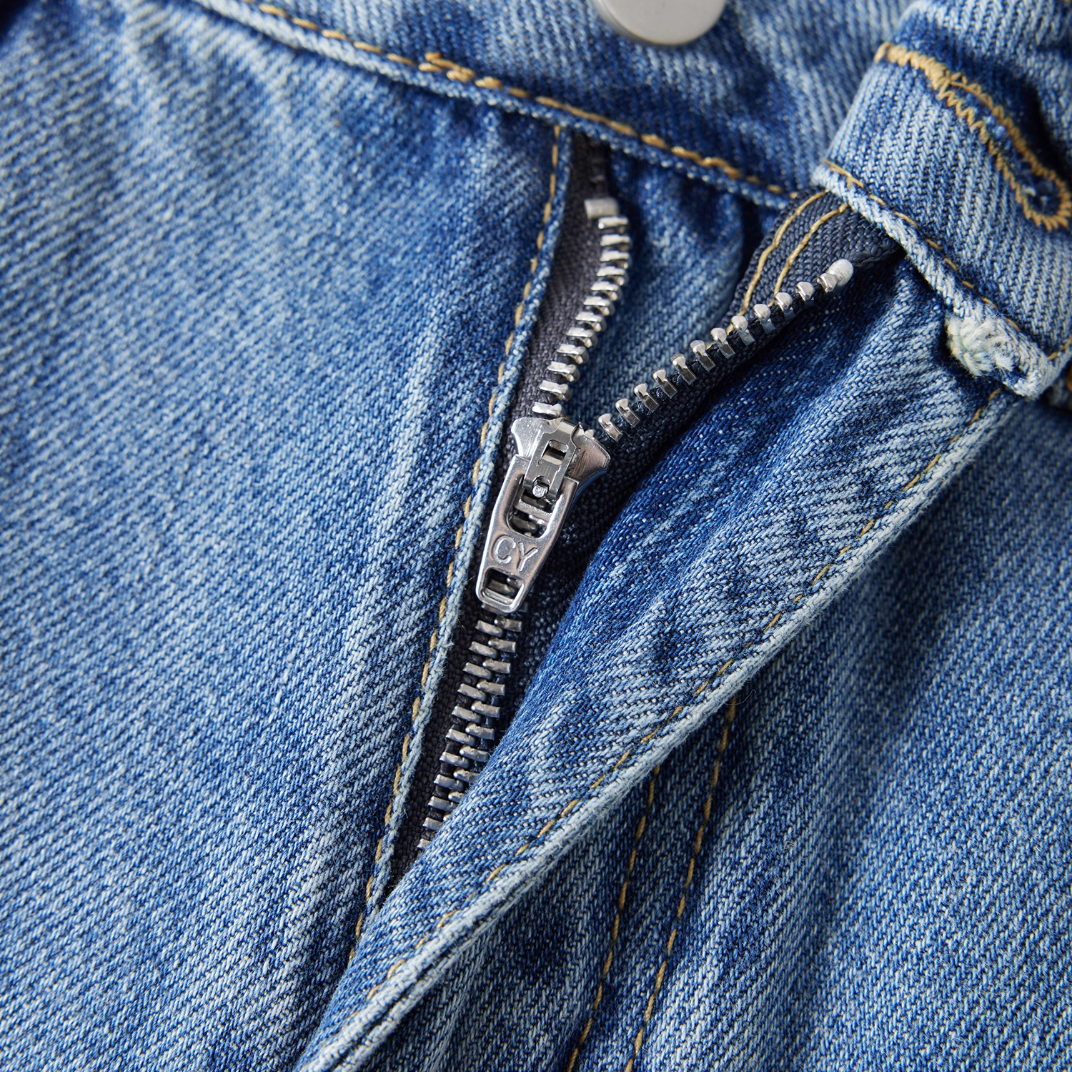 Lee Cooper
