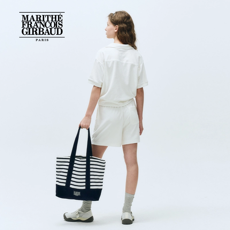 MARITHE FRANCOIS GIRBAUD logo SS25 T