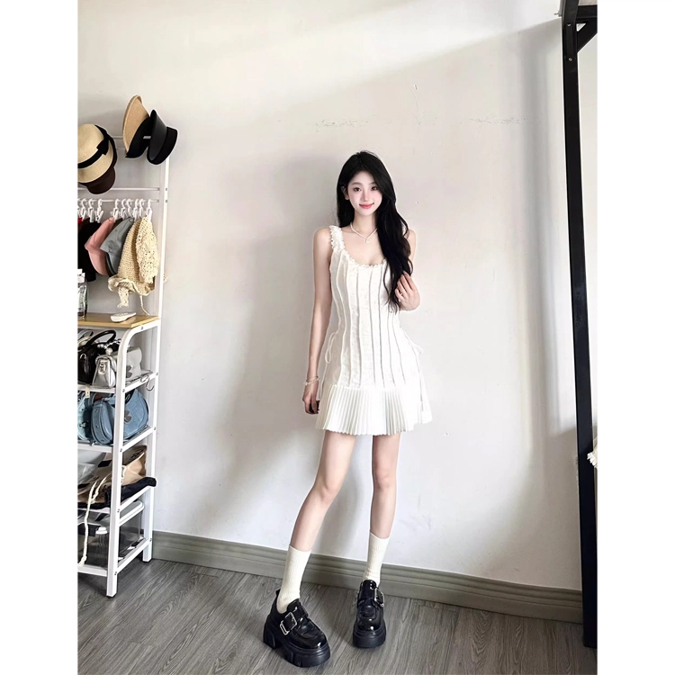沐晓欣 简约休闲百搭气质优雅吊带连衣裙 女款