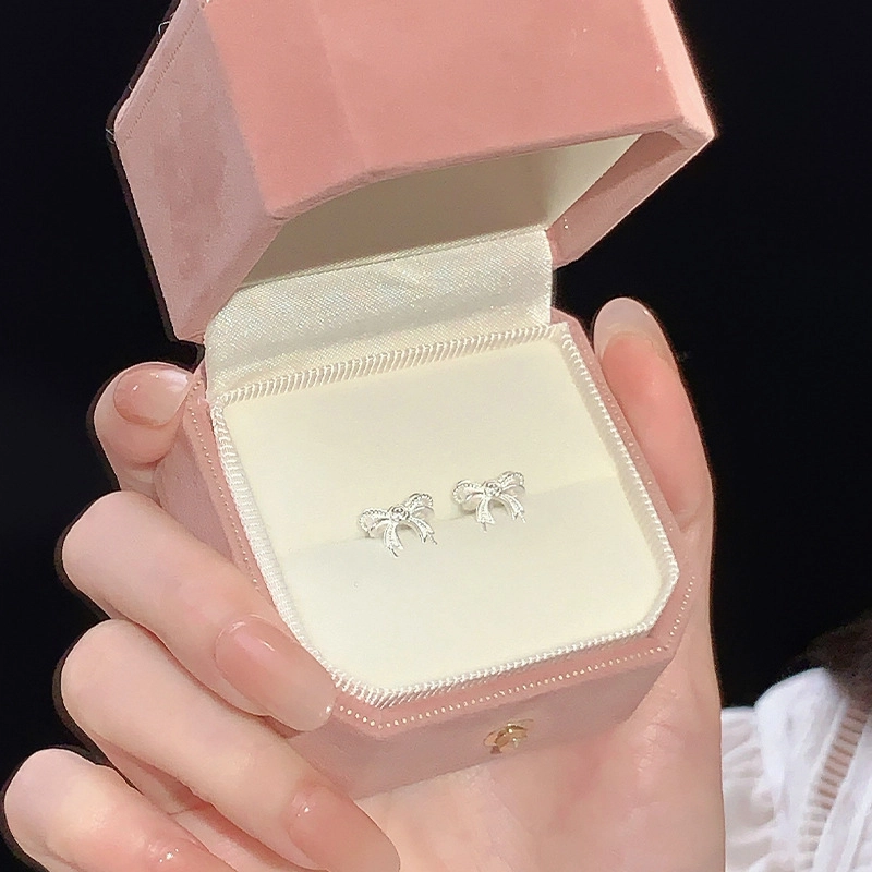 S925